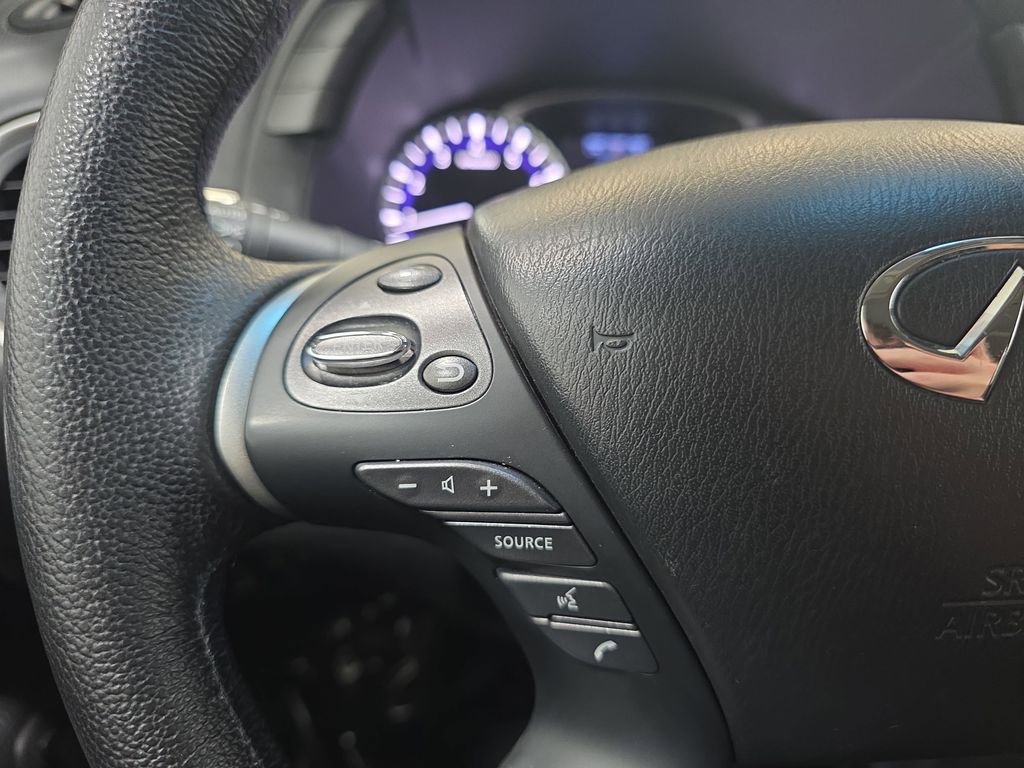 Used 2013 INFINITI JX35 AWD w/ Premium Pkg image 16