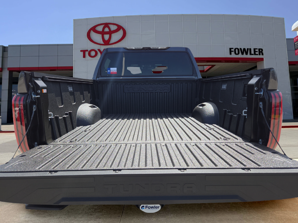 New 2026 Toyota Tundra Platinum w/ TRD Off-Road Package AWD/4WD image 28