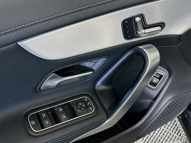 Used 2025 Mercedes-Benz CLA 250 image 20