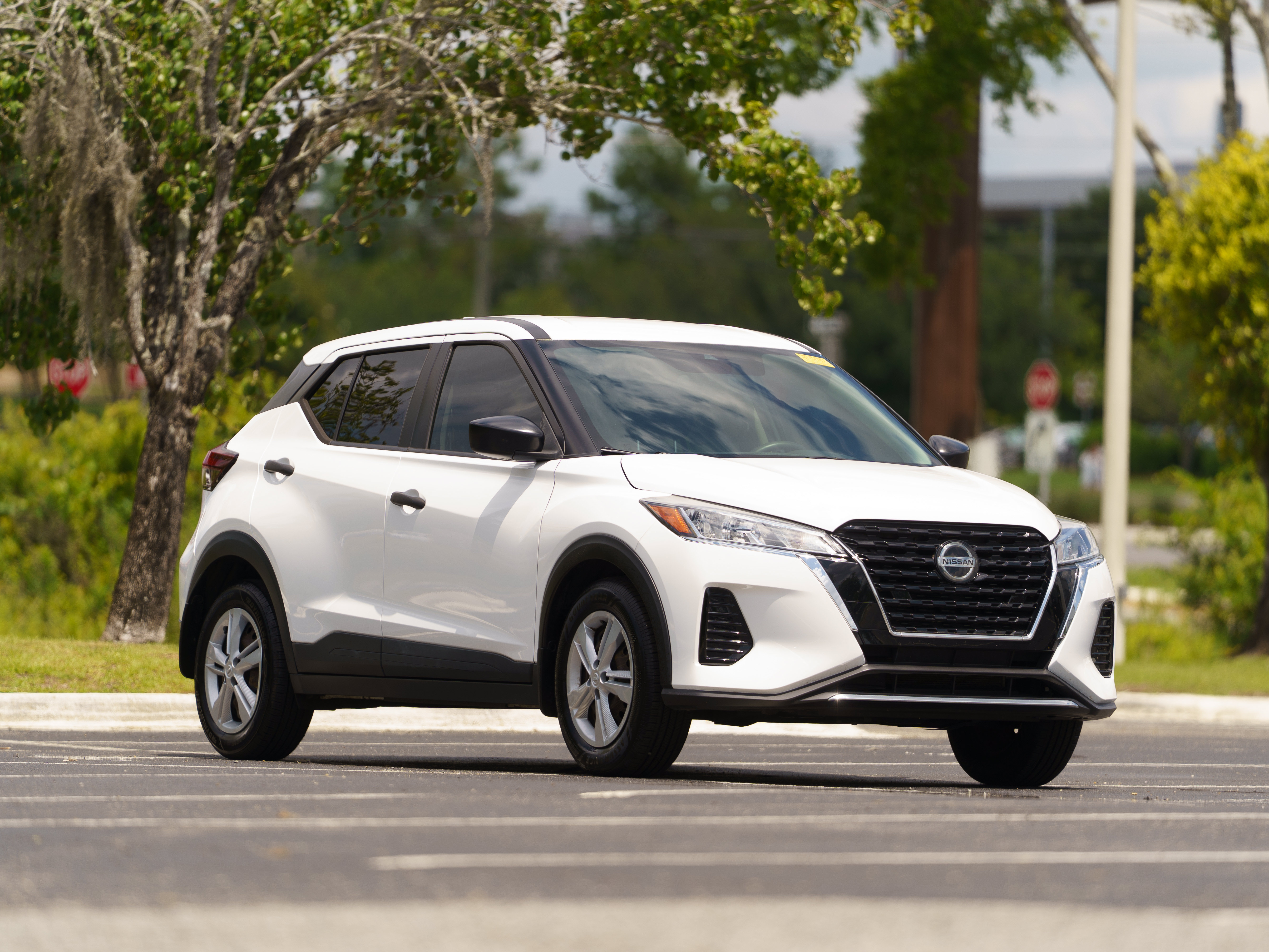 Used 2021 Nissan Kicks S FWD image 37