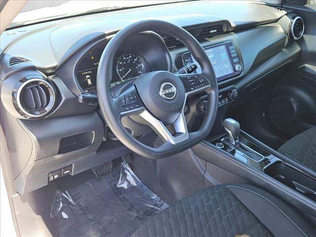 Used 2022 Nissan Kicks SV FWD image 12