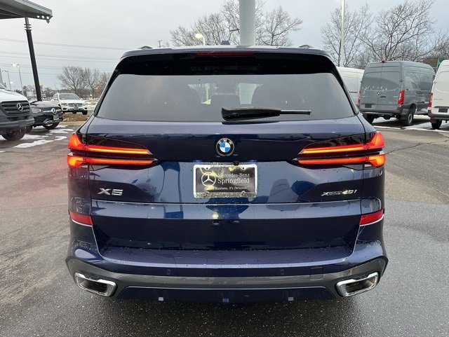 Used 2024 BMW X5 xDrive40i w/ M Sport Package image 6