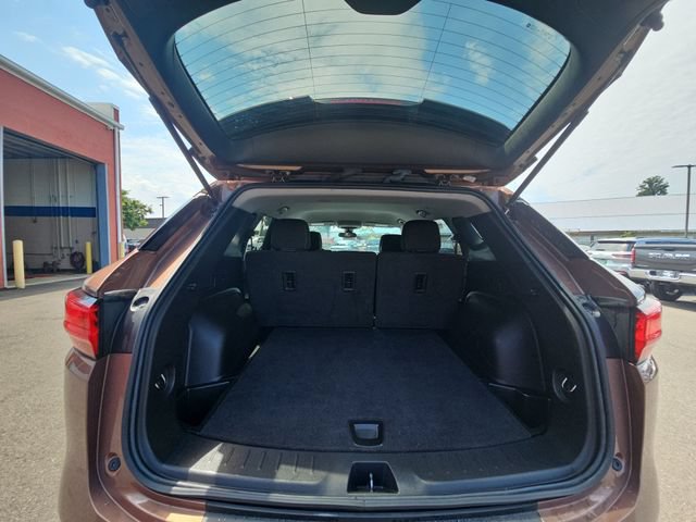 Used 2023 Chevrolet Blazer LT AWD/4WD image 29