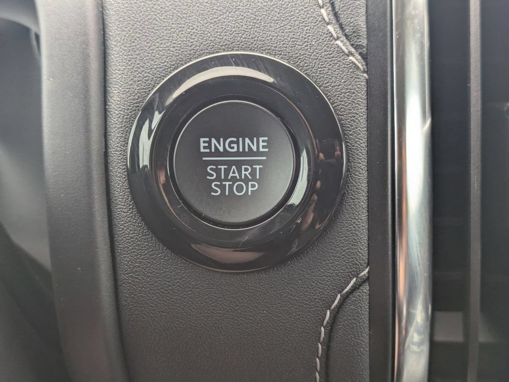 Used 2025 Ford Expedition Platinum AWD/4WD image 25