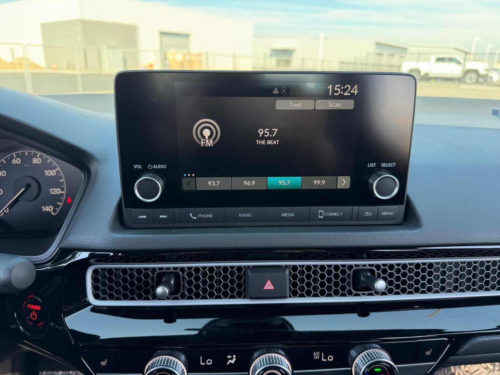 Used 2025 Honda Civic FWD Hybrid Sedan image 6