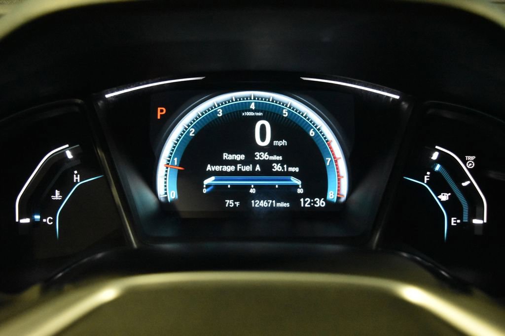 Used 2016 Honda Civic Touring image 18