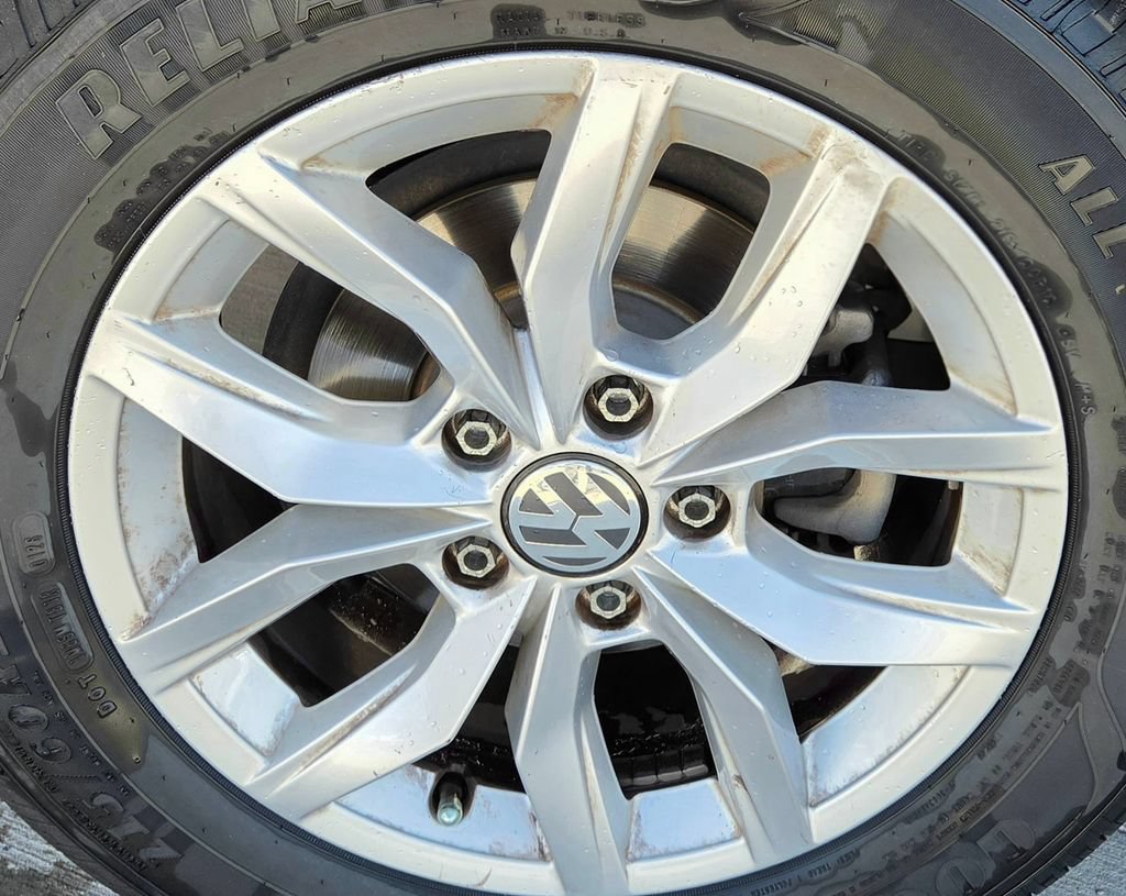 Used 2017 Volkswagen Passat 1.8T S FWD image 10