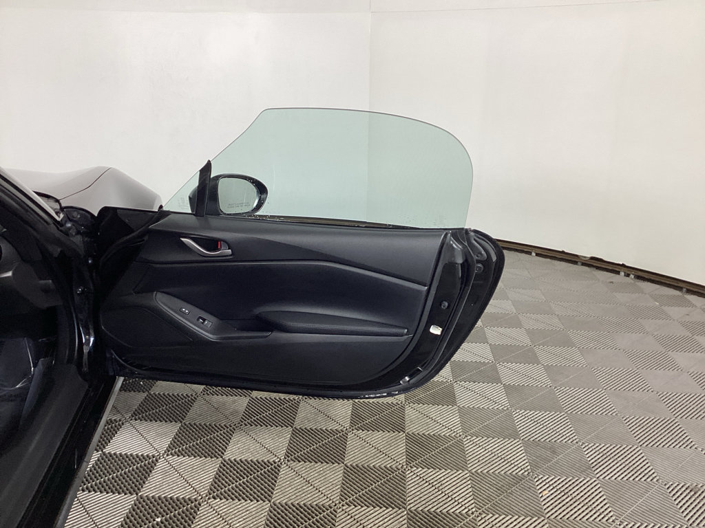 Used 2024 MAZDA MX-5 Miata Sport RWD image 8