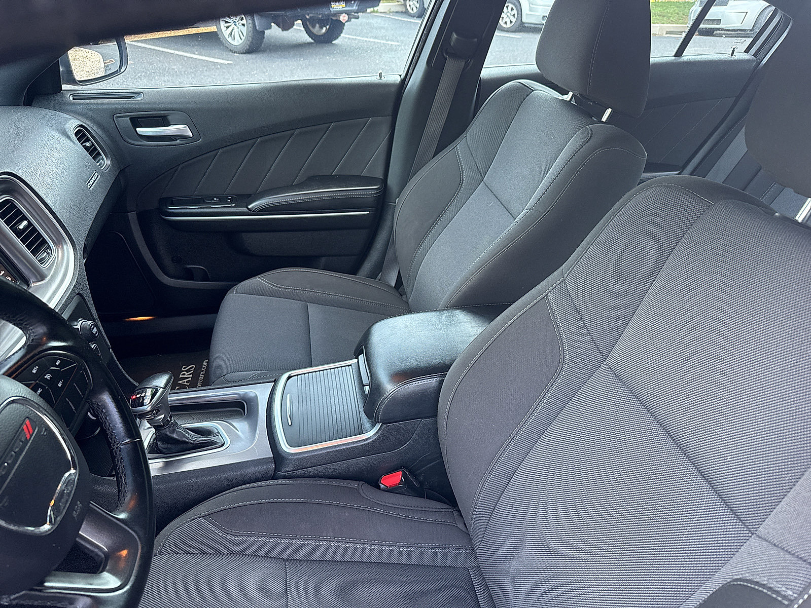 Used 2020 Dodge Charger SXT RWD image 28