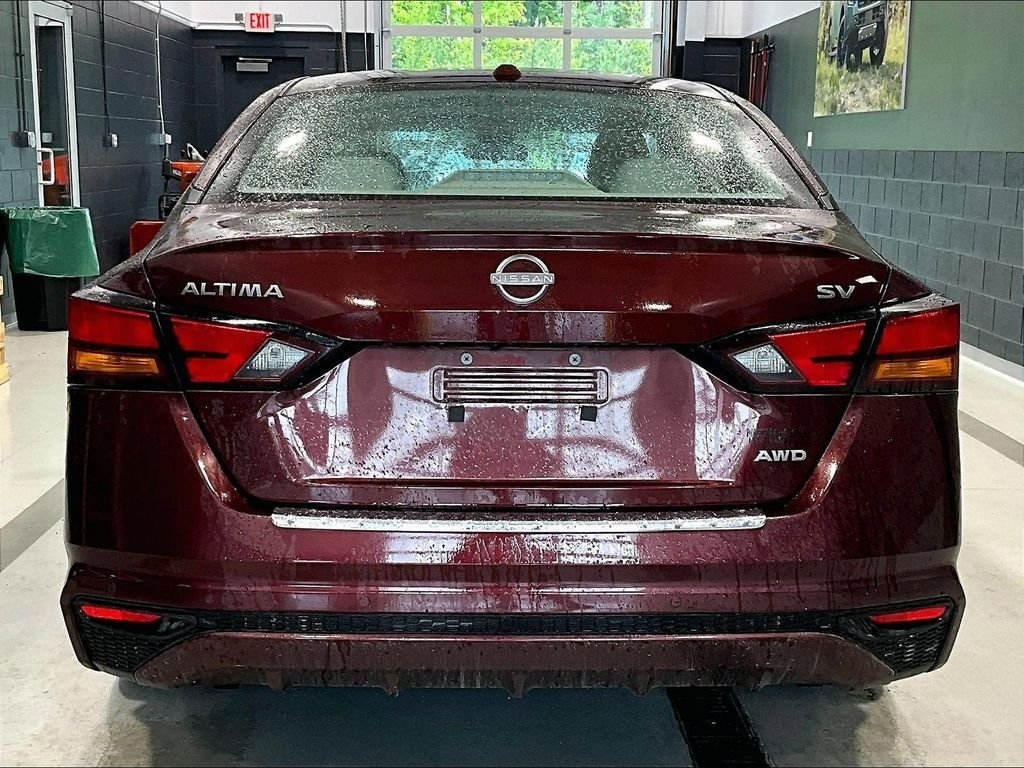 Used 2023 Nissan Altima 2.5 SV AWD/4WD image 5