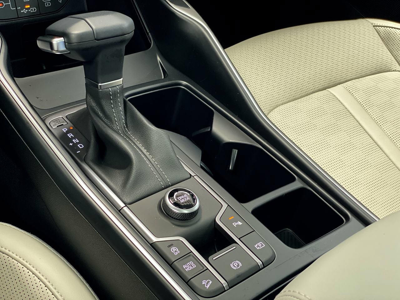 New 2026 Kia Sorento S FWD image 25