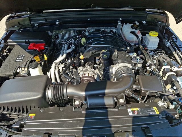 Used 2024 Jeep Gladiator Sport AWD/4WD image 36