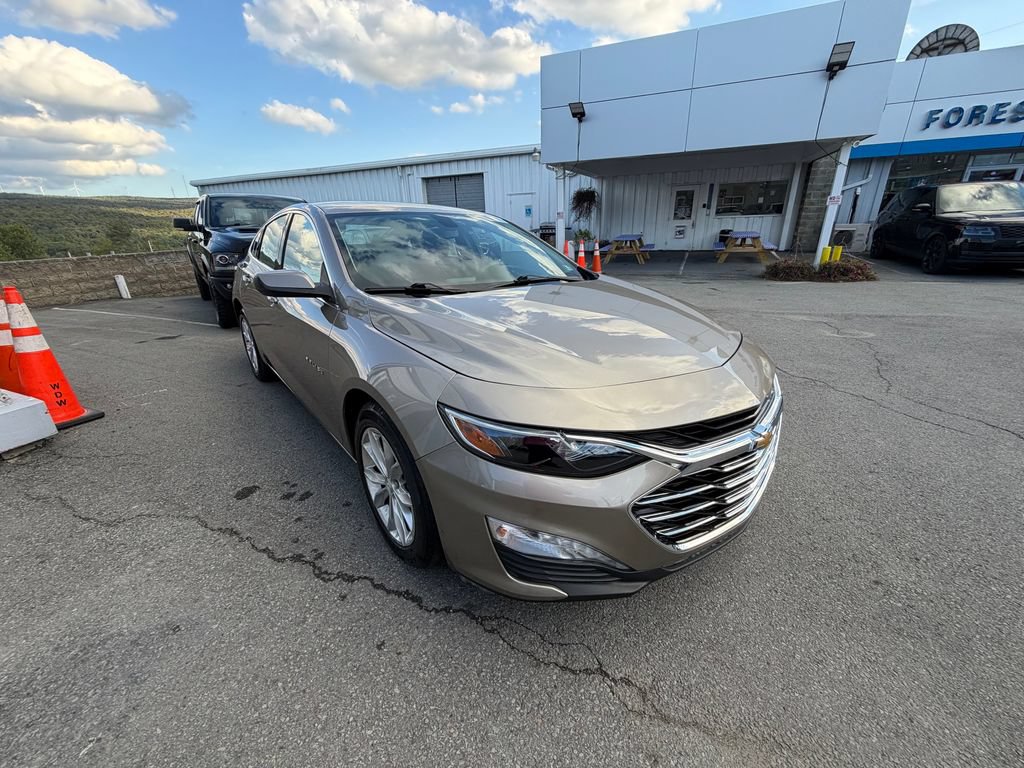 Used 2022 Chevrolet Malibu LT FWD image 7