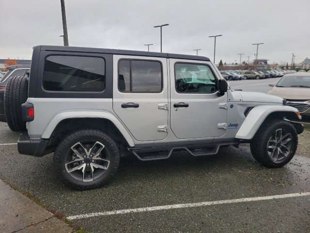 Used 2024 Jeep Wrangler Sport S w/ Convenience Group image 2