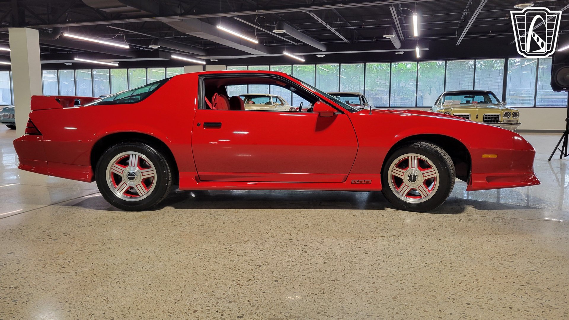 Used 1991 Chevrolet Camaro Z28 RWD image 38