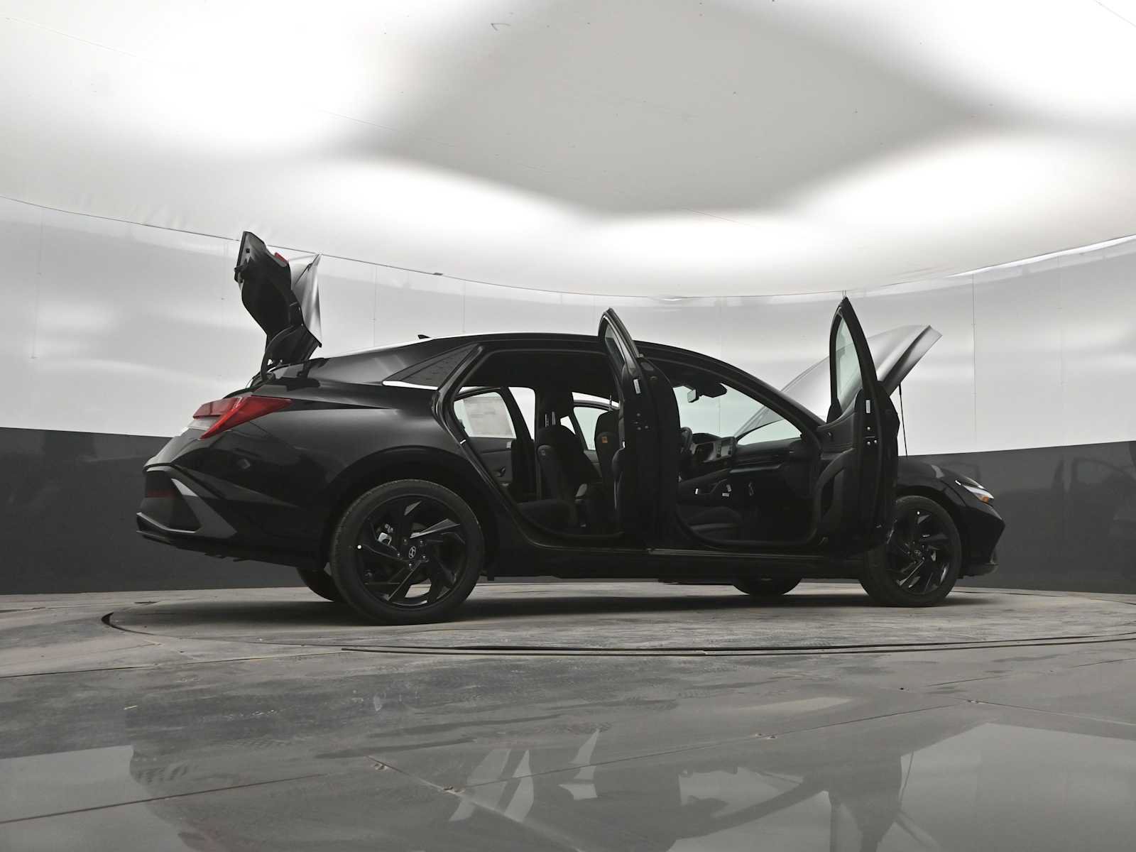 New 2026 Hyundai Elantra SEL Sport FWD image 43