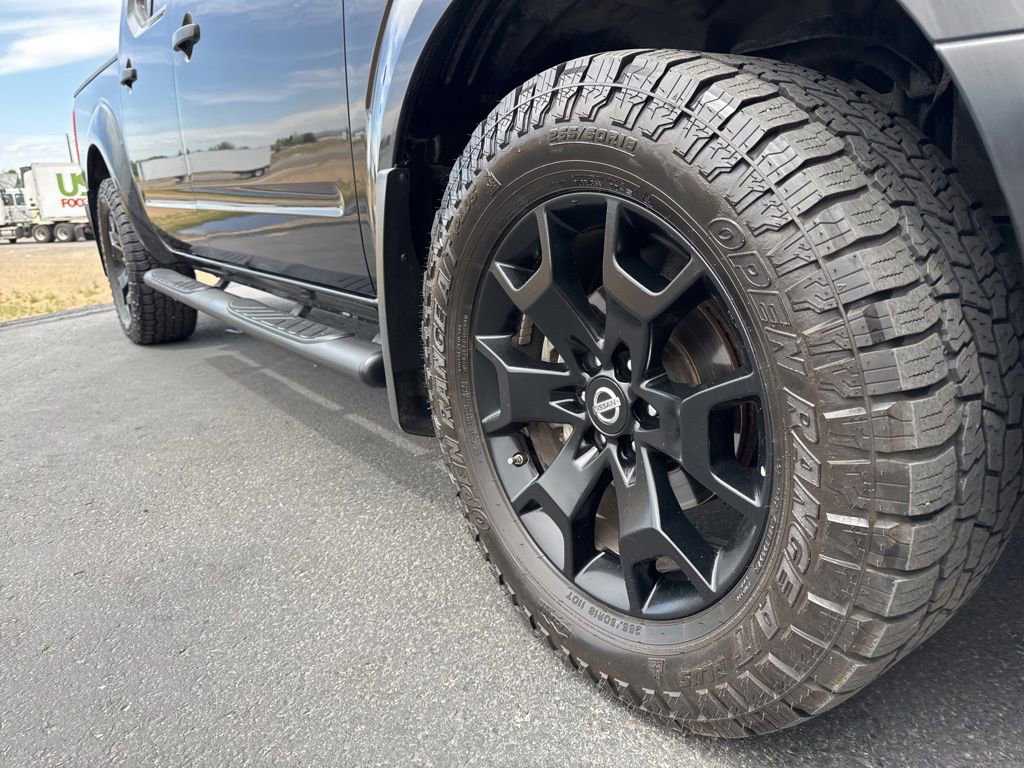 Used 2018 Nissan Frontier SV w/ Value Truck Package AWD/4WD image 8