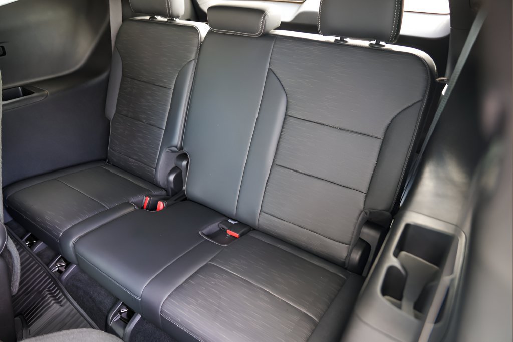 Used 2026 Buick Enclave Sport Touring w/ Power Package FWD image 24