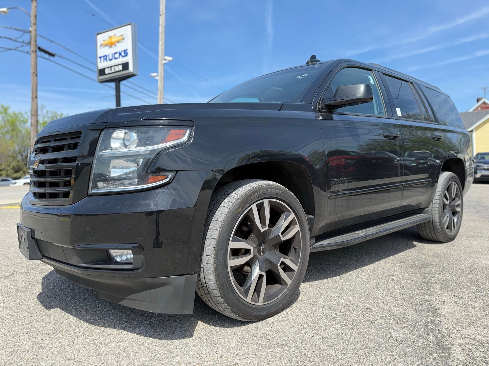 Used 2018 Chevrolet Tahoe Premier AWD/4WD image 2