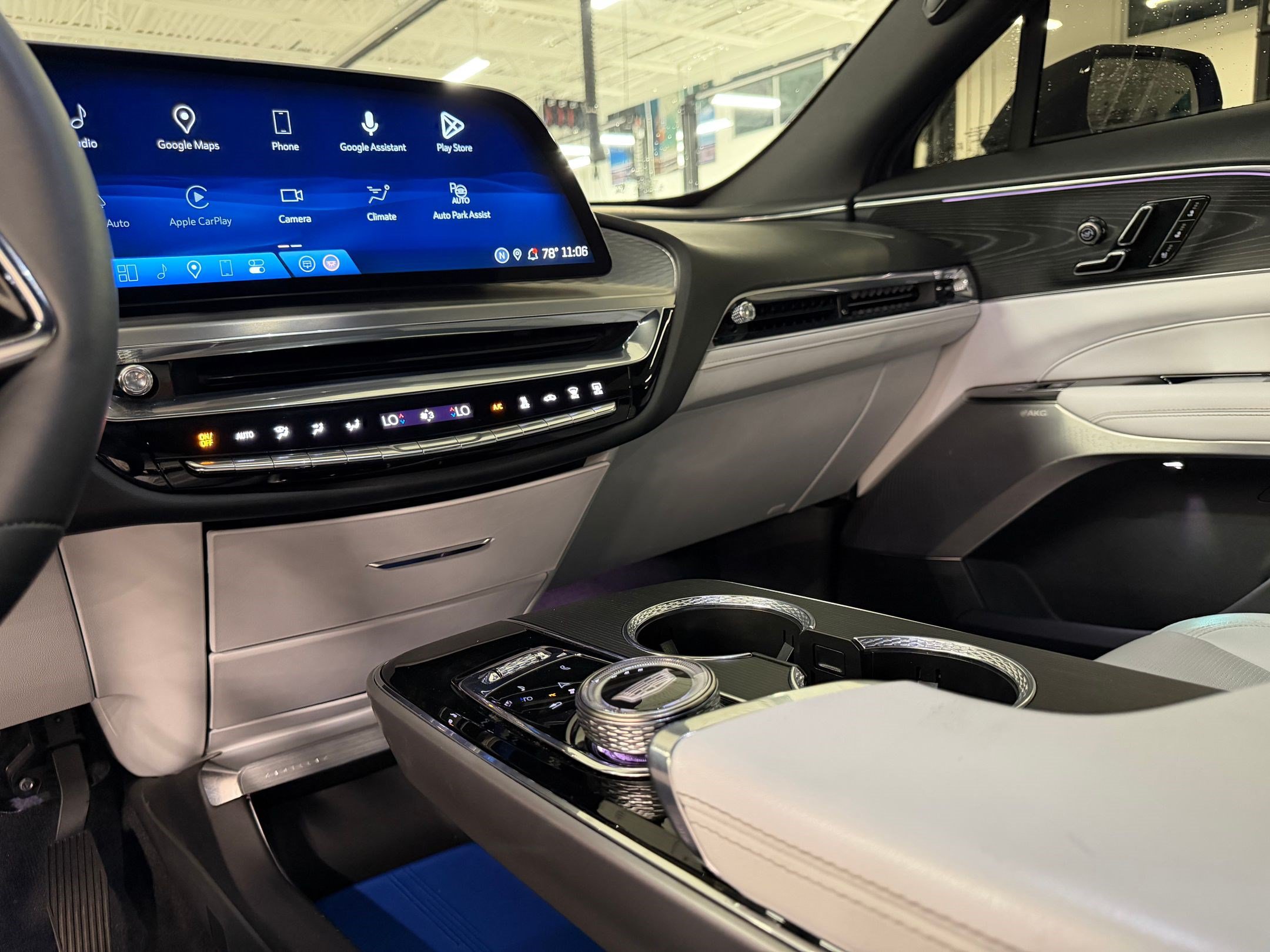 Certified 2024 Cadillac Lyriq Sport RWD image 33
