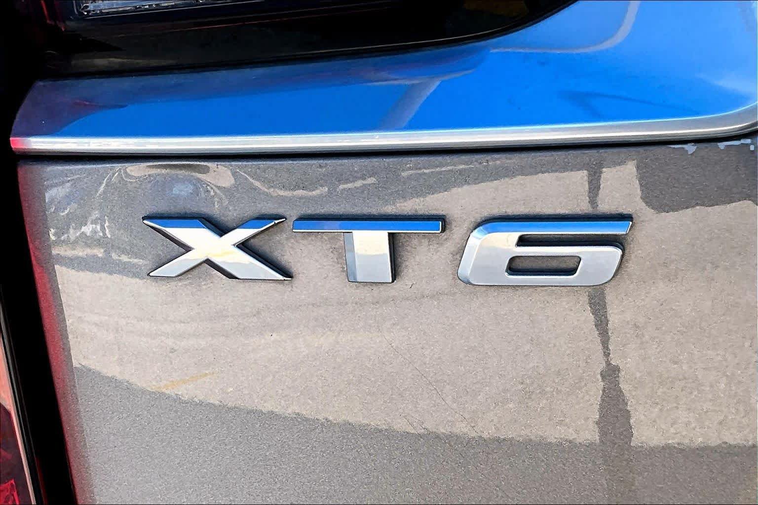 Used 2023 Cadillac XT6 Premium Luxury FWD image 10