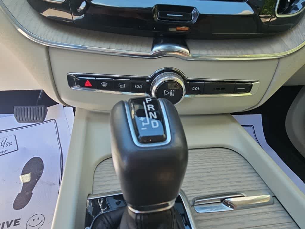 Used 2021 Volvo XC60 T5 Inscription w/ Advanced Package AWD/4WD image 15