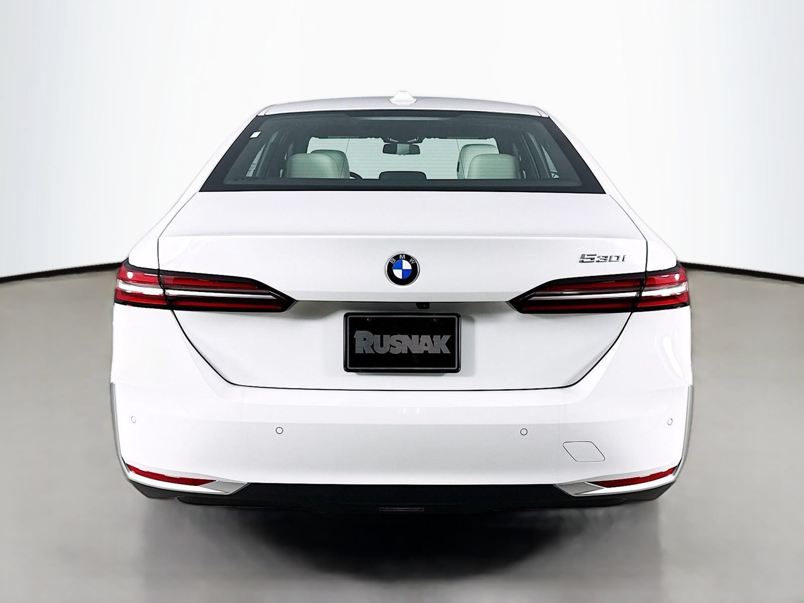 Used 2026 BMW 530i RWD image 6
