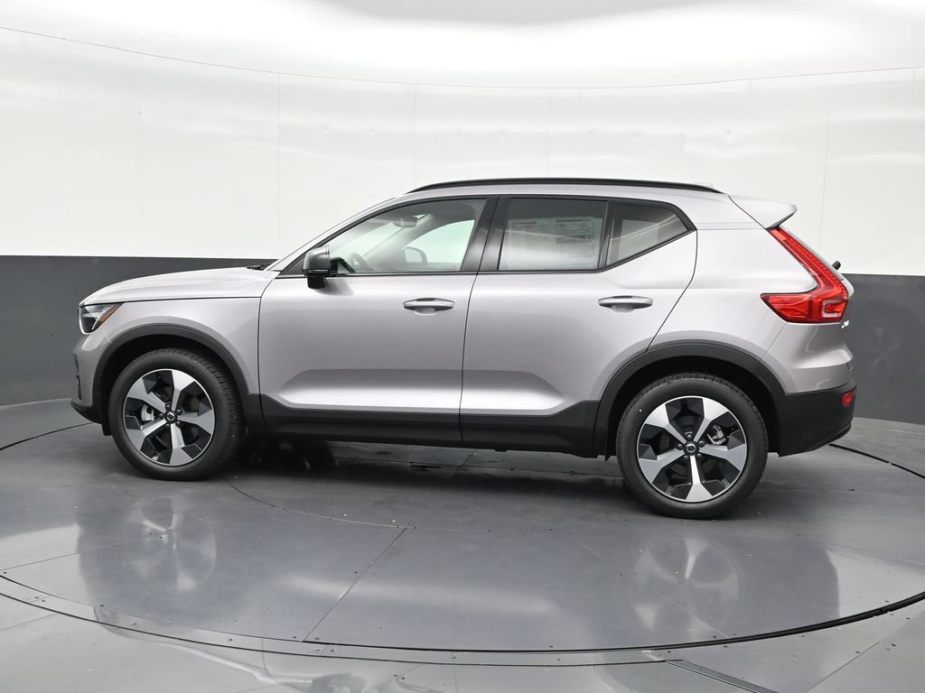 New 2026 Volvo XC40 B5 Plus w/ Protection Package Premier AWD/4WD image 2