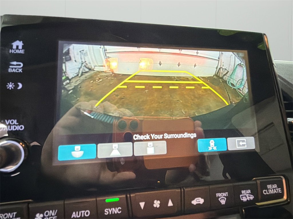 Used 2018 Honda Odyssey Elite image 24