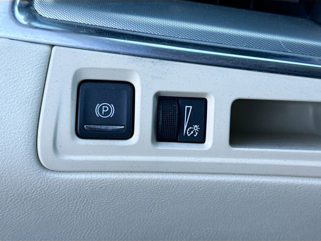 Used 2022 Cadillac XT5 Premium Luxury image 34