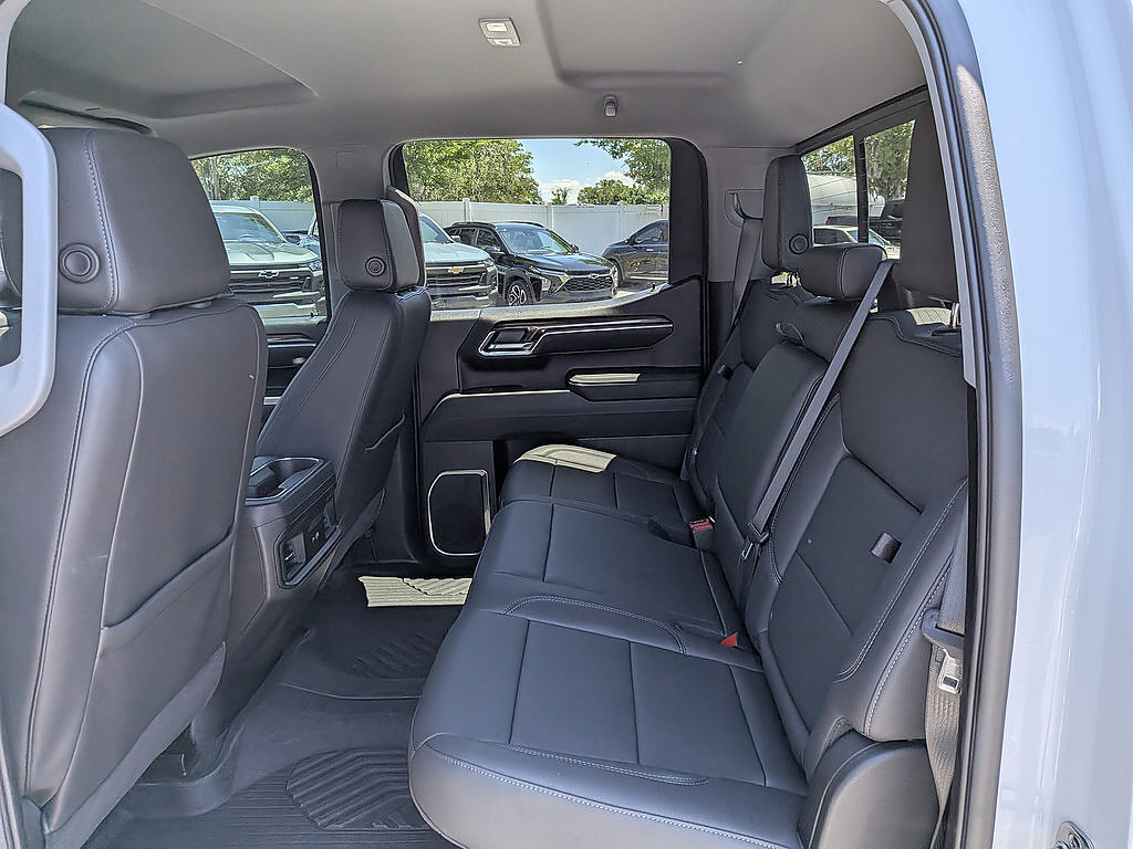 Certified 2025 Chevrolet Silverado 1500 LT Trail Boss w/ Convenience Package II AWD/4WD image 31
