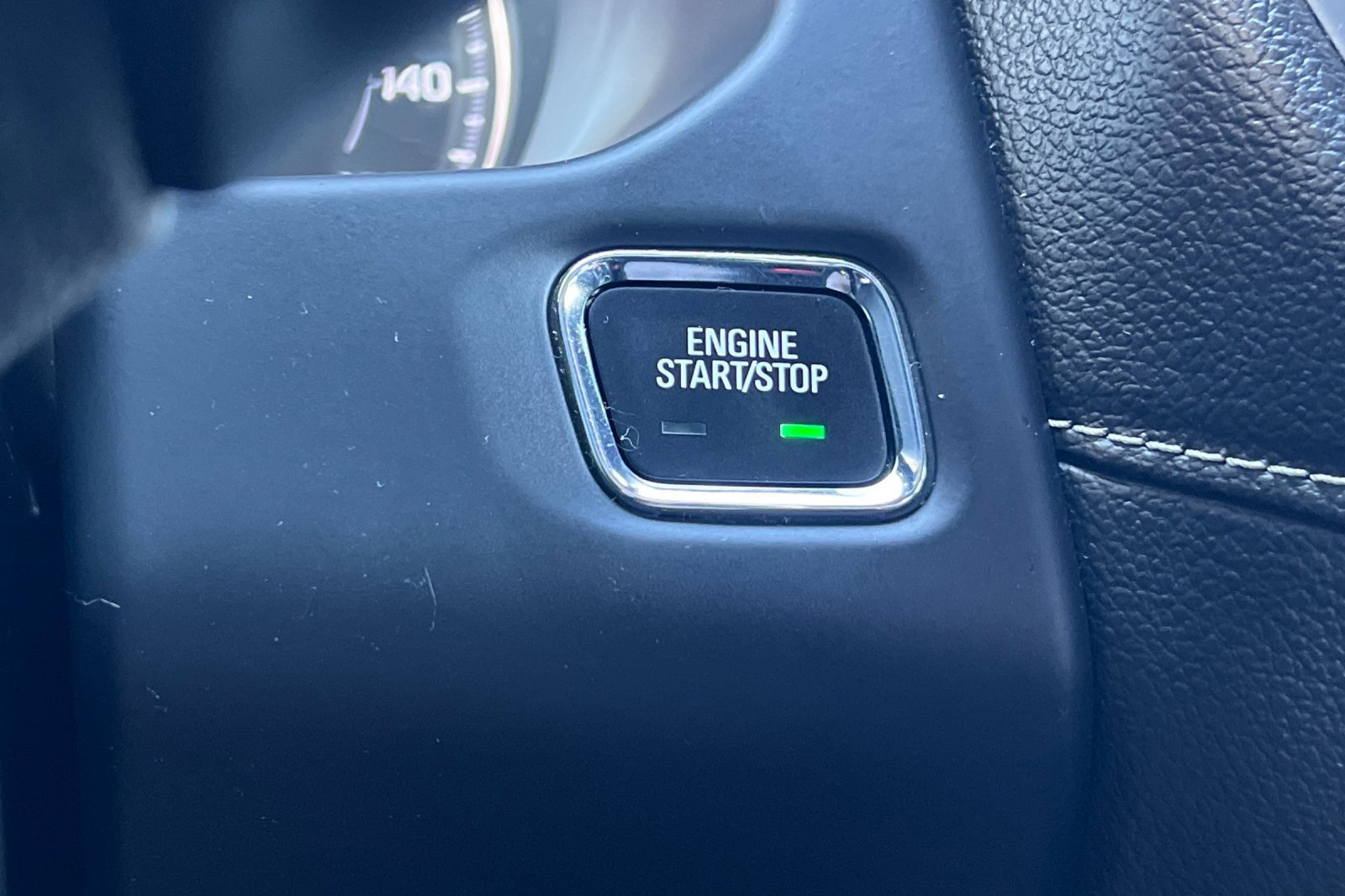 Used 2023 GMC Acadia SLT image 20