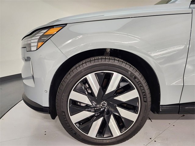 New 2025 Volvo EX90 Ultra image 11