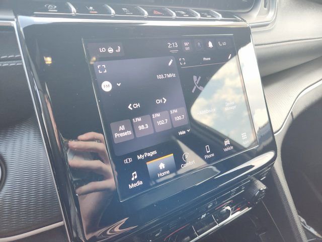 Used 2024 Jeep Grand Cherokee L Laredo image 15