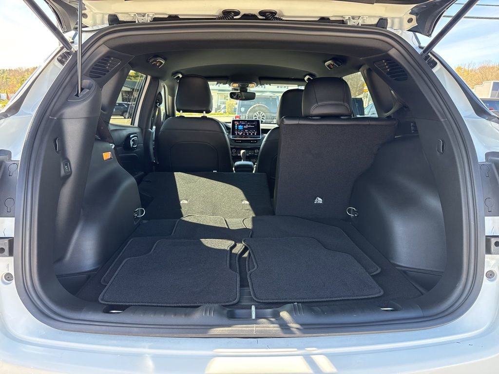 Used 2026 Jeep Compass Limited AWD/4WD image 23