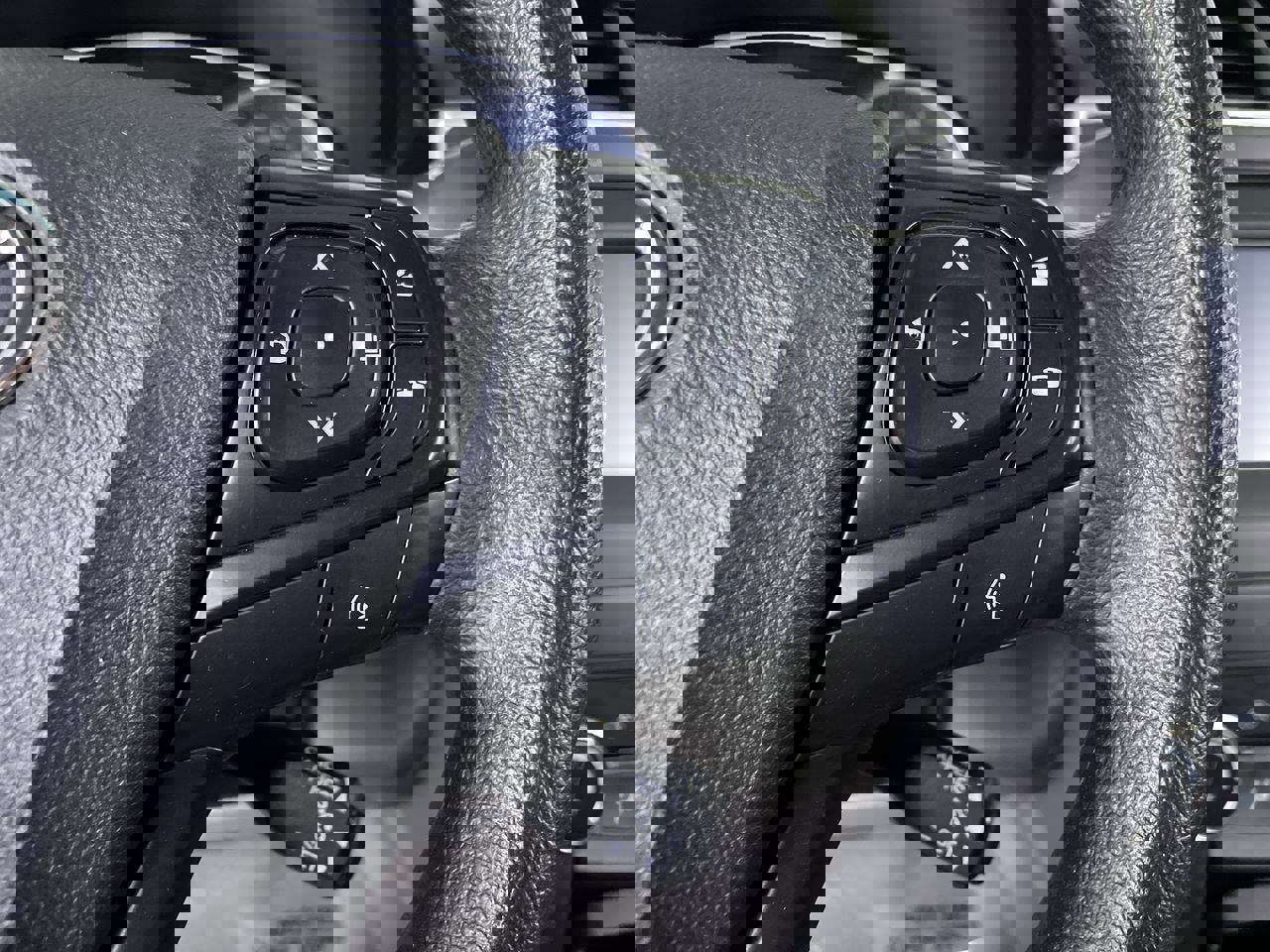 Used 2017 Toyota Camry LE image 26