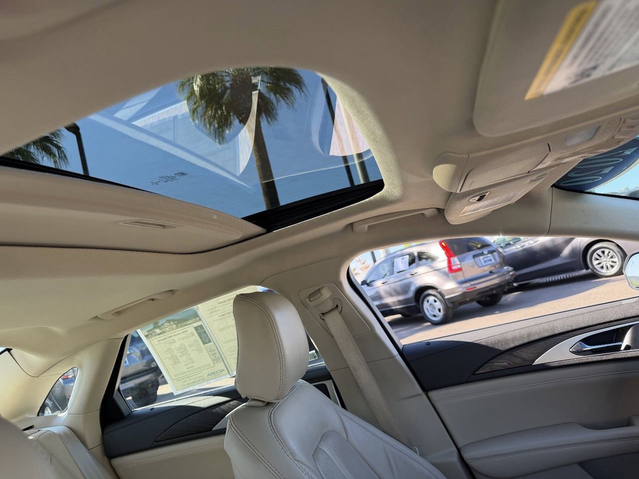 Used 2020 Lincoln MKZ Reserve w/ Monochromatic Package image 10