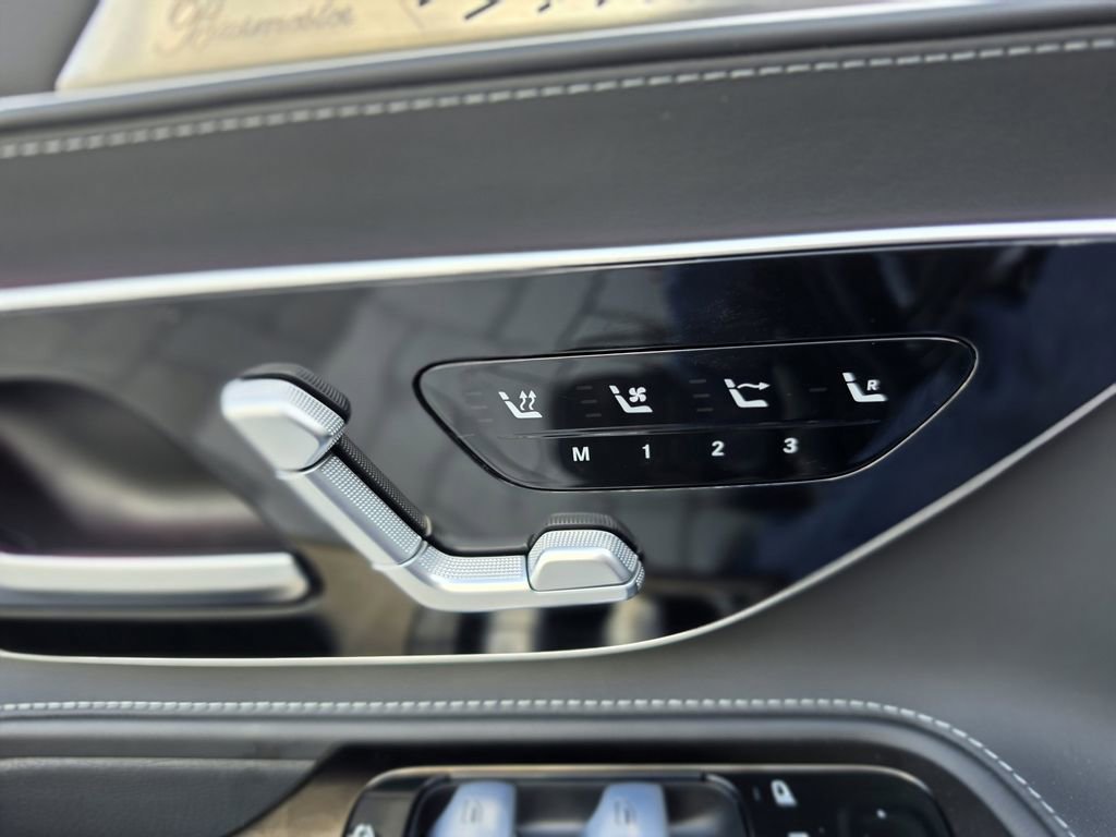 Used 2022 Mercedes-Benz SL 63 AMG 4MATIC image 19