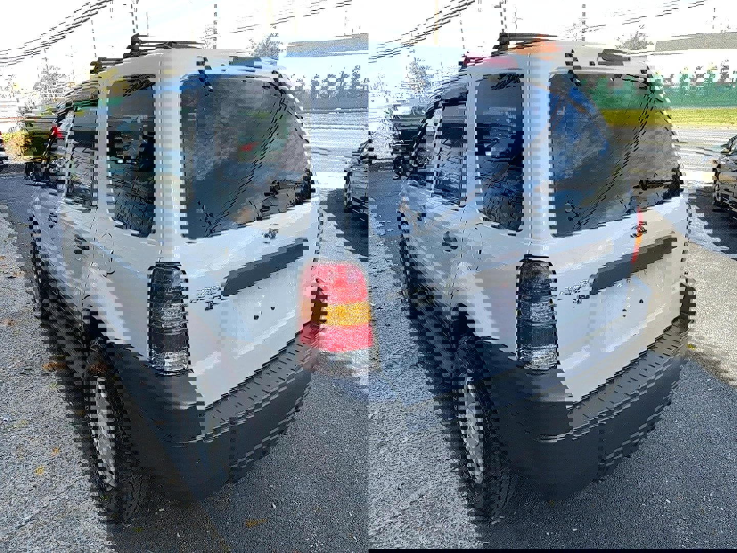 Used 2005 Ford Escape XLT image 4