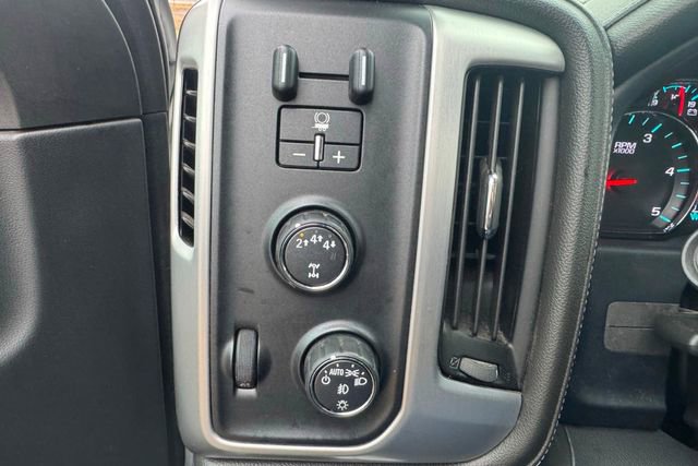 Used 2017 GMC Sierra 2500 SLE w/ SLE Preferred Package image 30