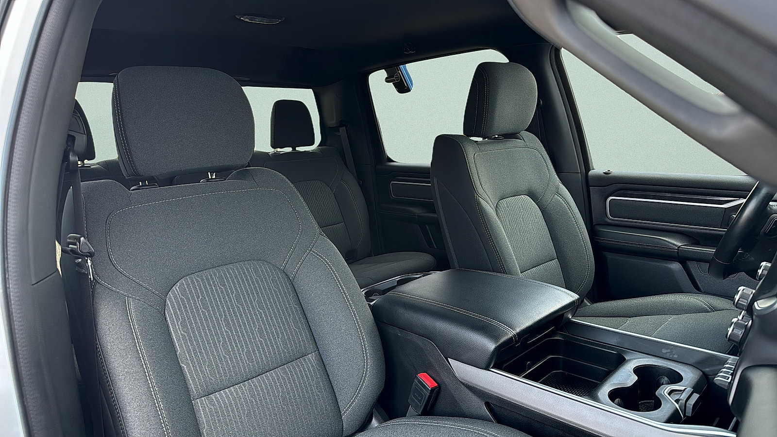 Used 2022 RAM 1500 Big Horn AWD/4WD image 30