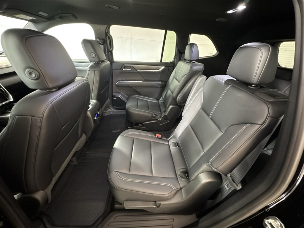 New 2026 GMC Acadia Elevation w/ Elevation Premium Package FWD image 24
