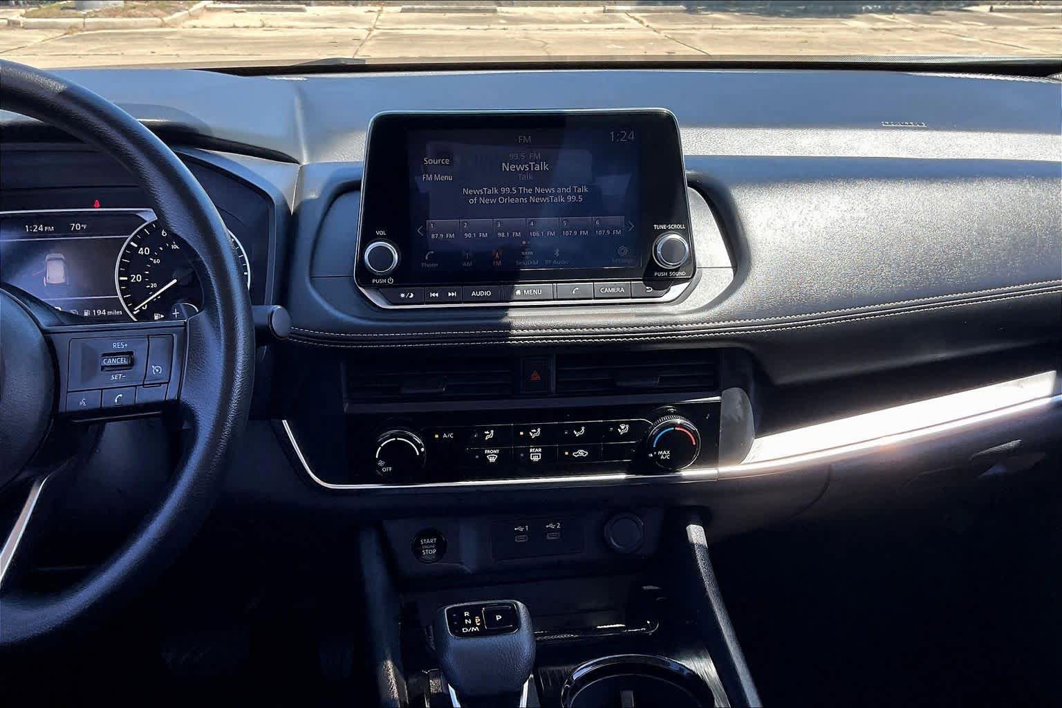 Used 2024 Nissan Rogue S FWD image 7
