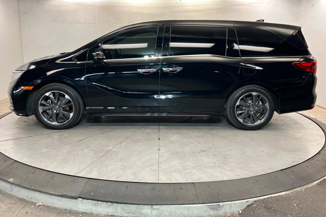 Used 2022 Honda Odyssey Elite image 2