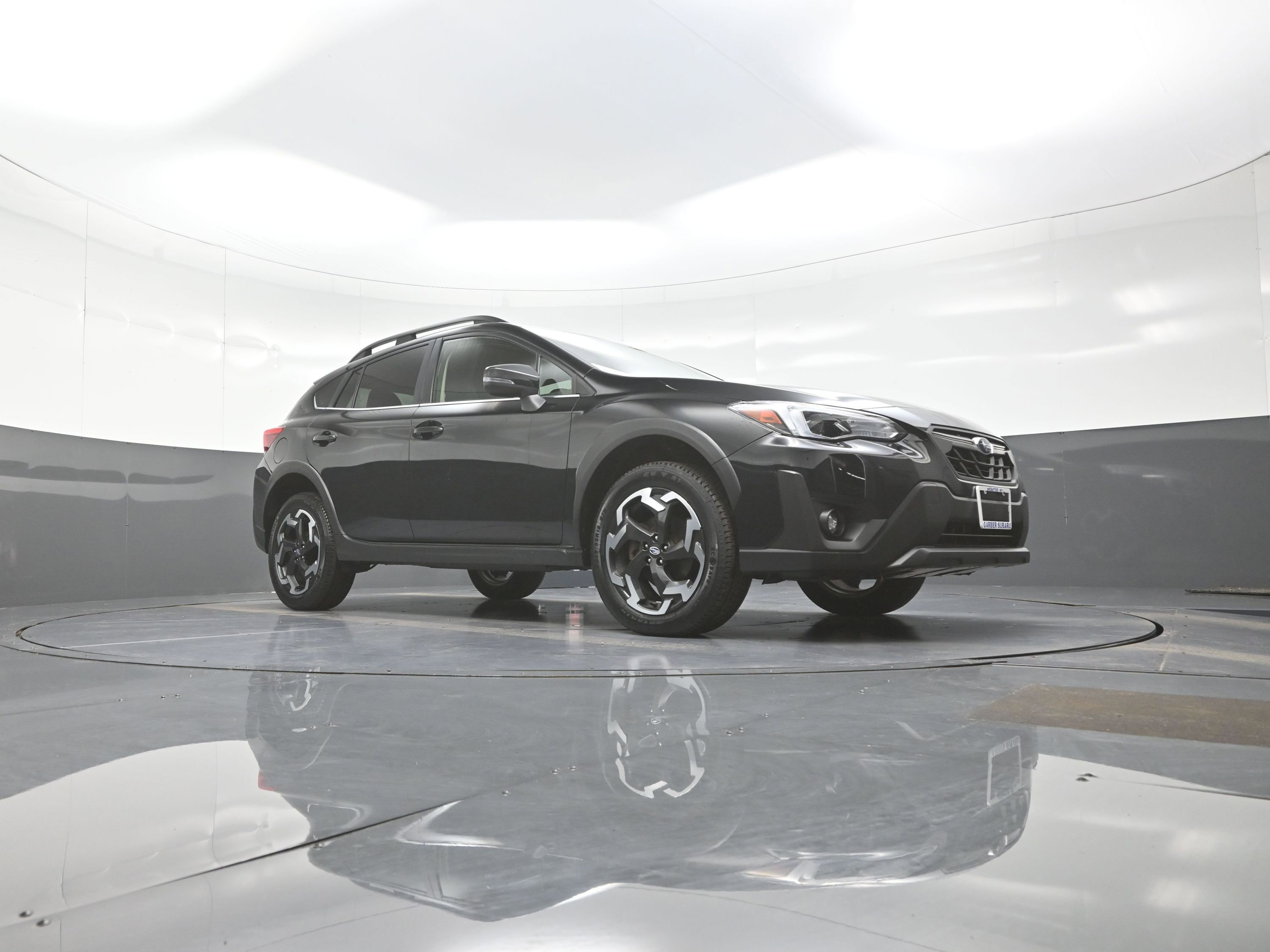 Used 2023 Subaru Crosstrek 2.5i Limited AWD/4WD image 9