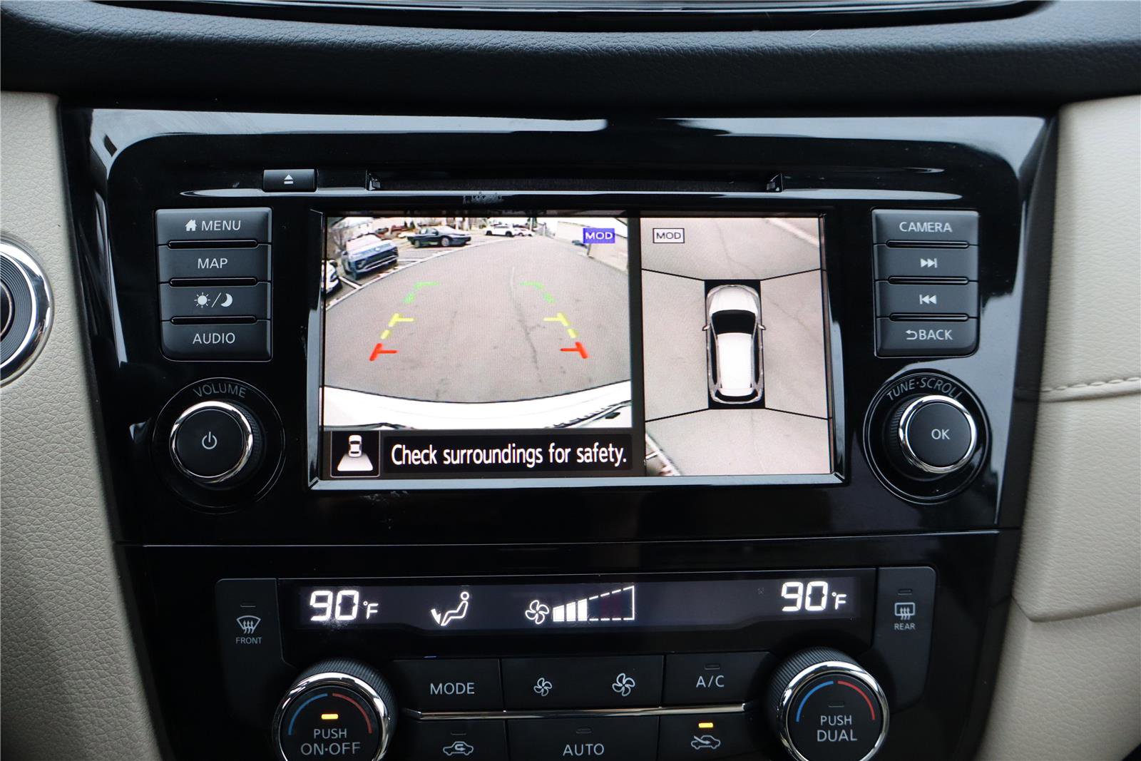 Used 2020 Nissan Rogue SV w/ Premium Package image 22