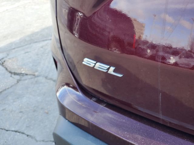 Used 2023 Ford Edge SEL image 29