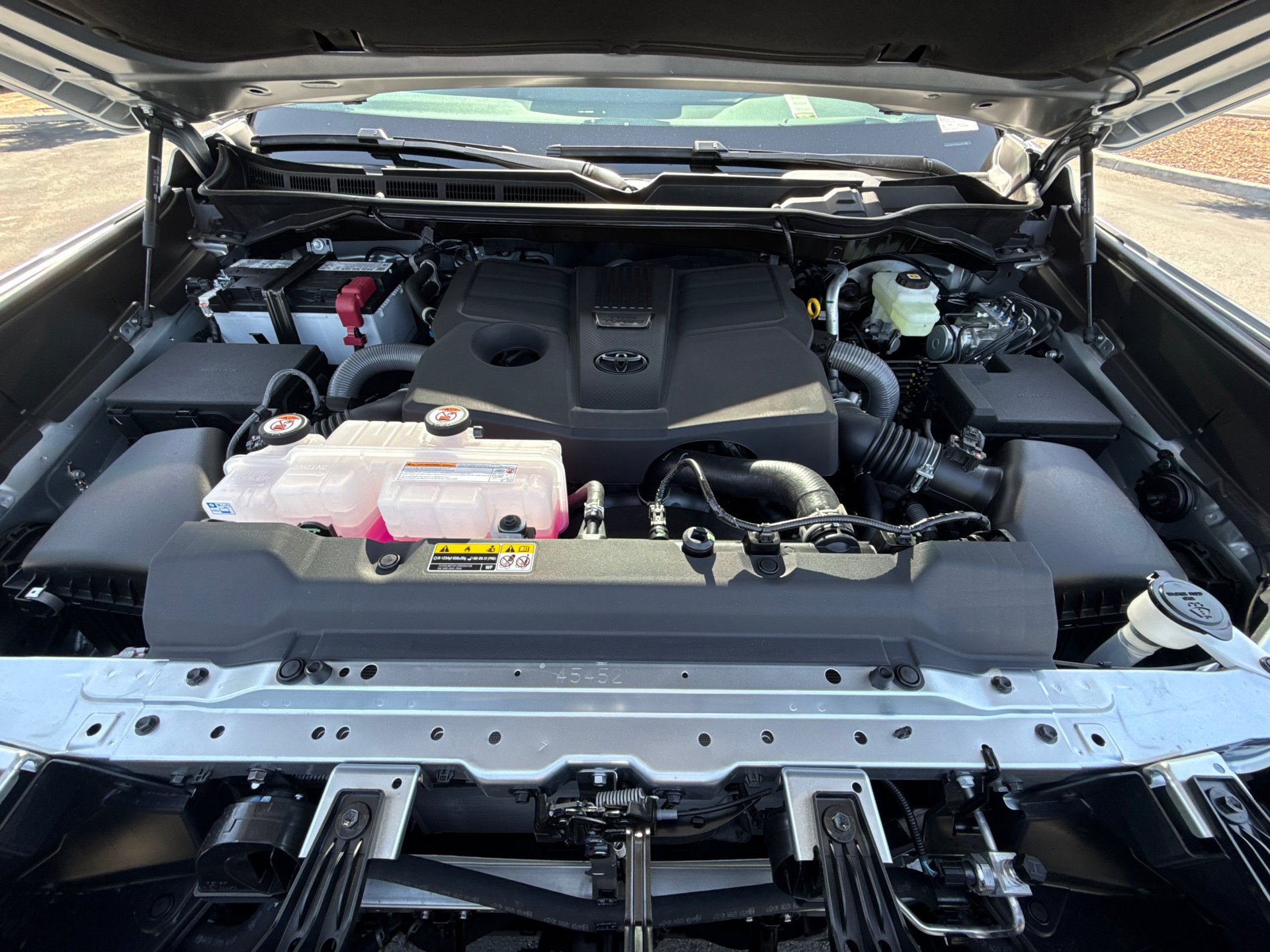 New 2026 Toyota Tundra Platinum AWD/4WD image 7
