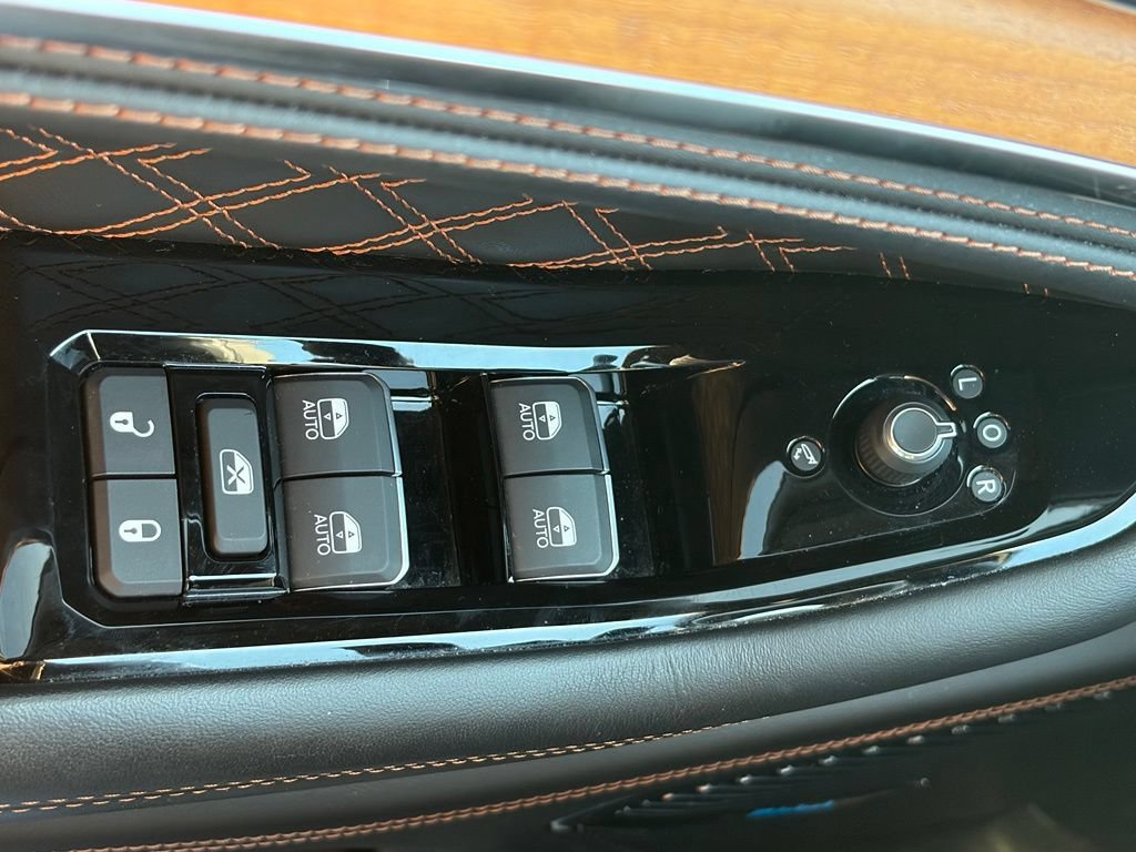 Used 2022 Jeep Grand Cherokee Summit AWD/4WD image 53
