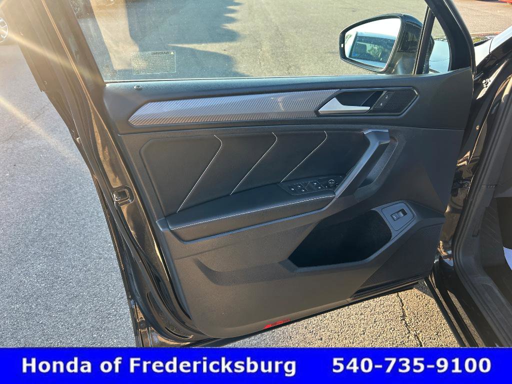 Used 2022 Volkswagen Tiguan SE FWD image 10